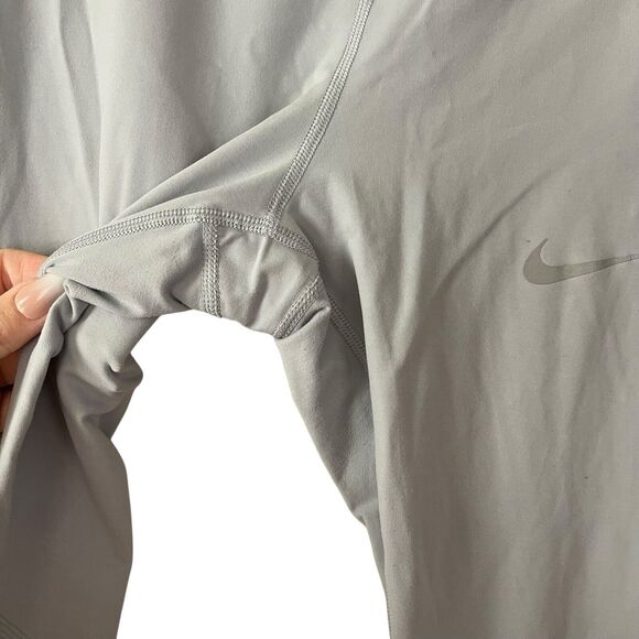 Nike Small Activewear Leggings Light Gray Zip Pocket Mesh Panels Workout - Picture 7 of 10